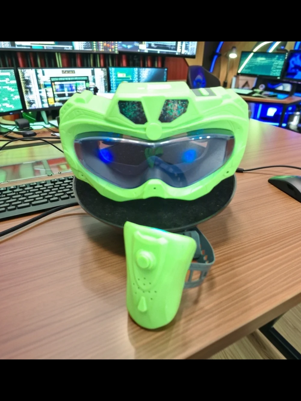 FOTORAMA Alien Vision Blaster Challenge VR Goggles - Green